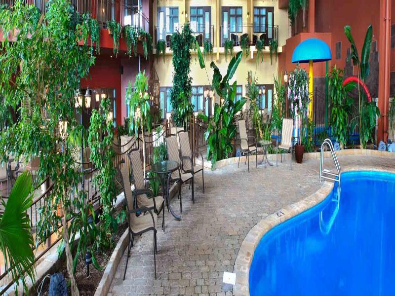 Hotel Ambassadeur Et Suites Quebec City Exterior photo