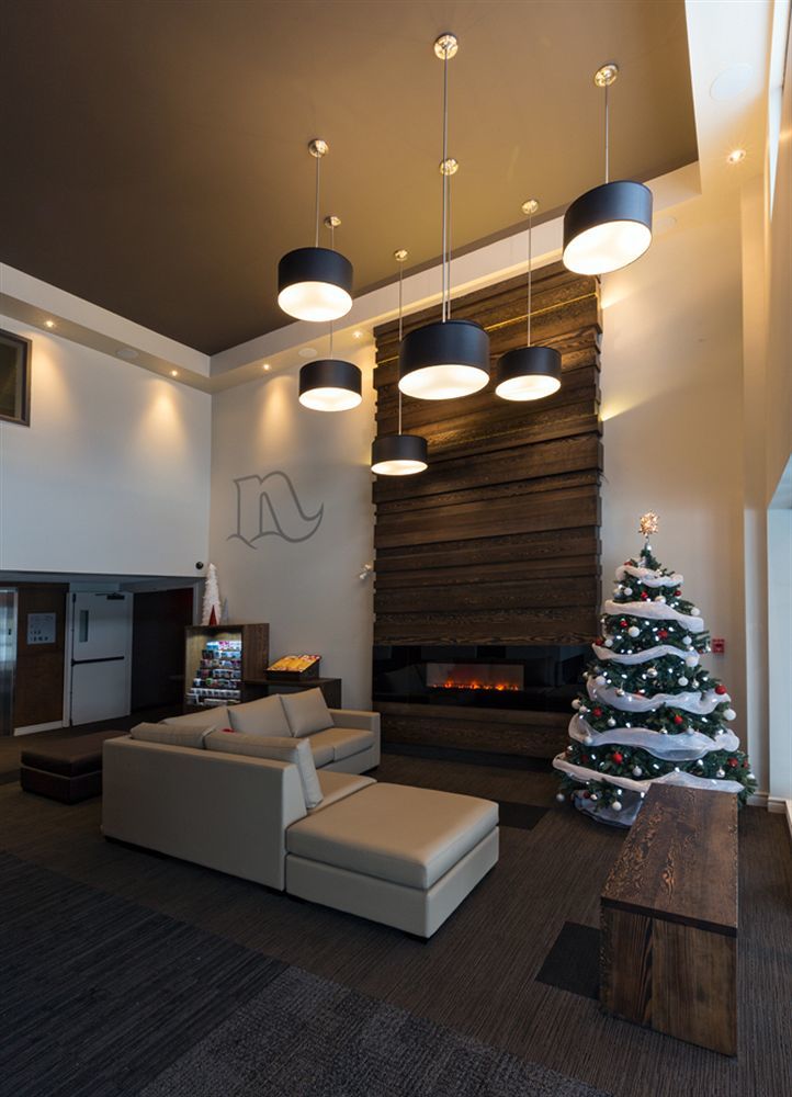 Hotel Ambassadeur Et Suites Quebec City Exterior photo