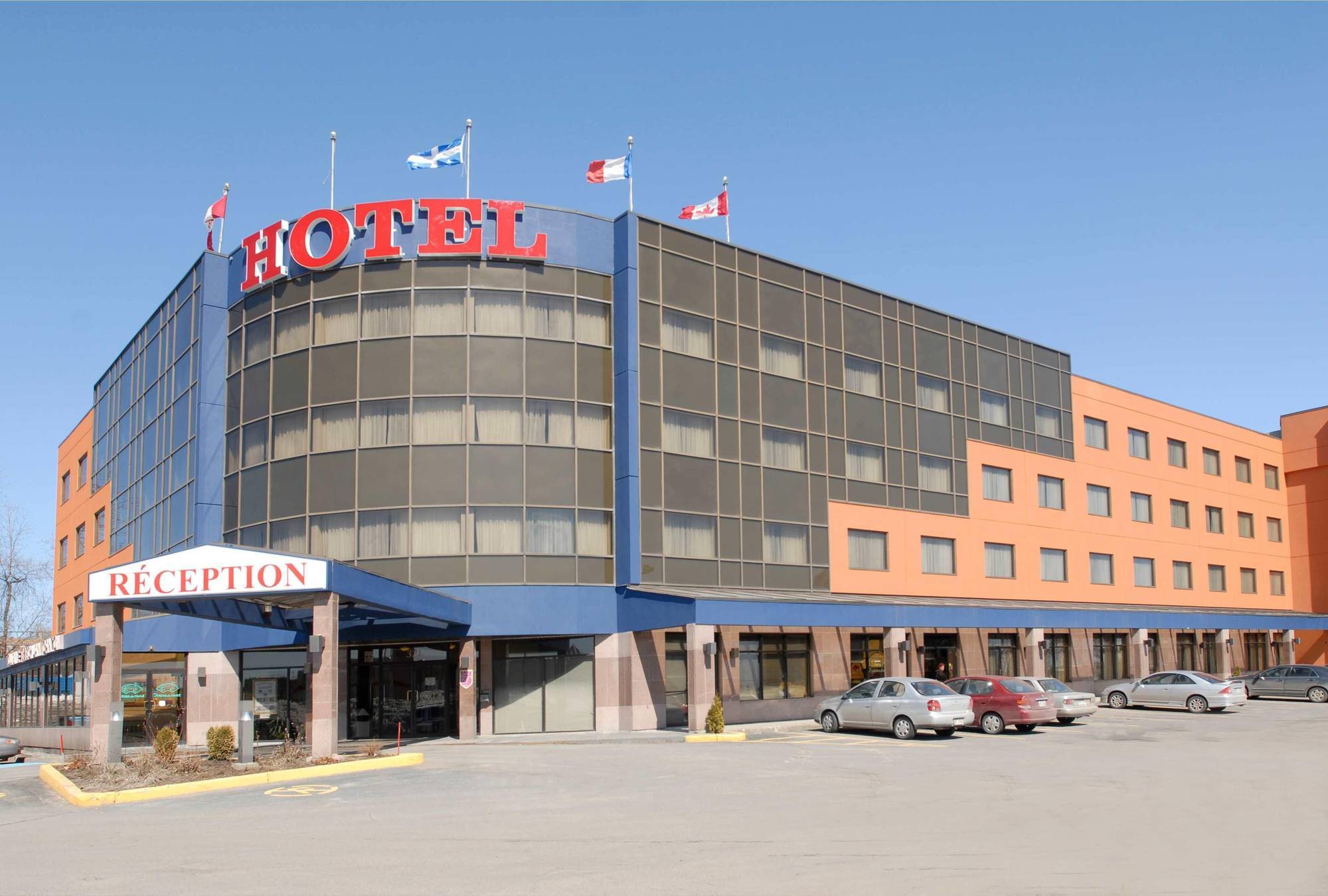 Hotel Ambassadeur Et Suites Quebec City Exterior photo